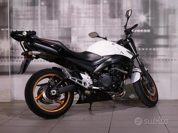 Suzuki GSR 600