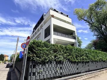 5 LOCALI A MONZA