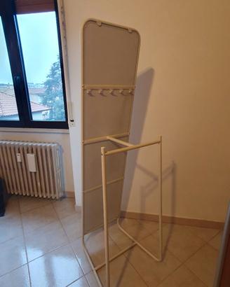 Specchio con appendiabiti ikea