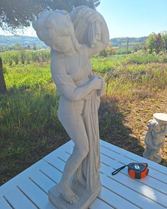 statue in cemento 