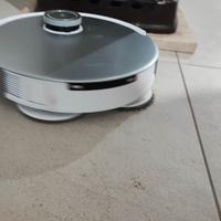 Robot T20 omni con stazione di ricarica