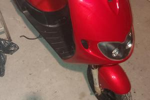 piaggio zip