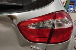 Fanale post dx int KIA RIO del 2013