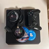 Play Station 4 slim 500  usata tenuta bene