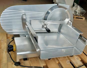 Affettatrice professionale Omas 380 watt