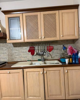 cucina completa di elettrodomestici 
