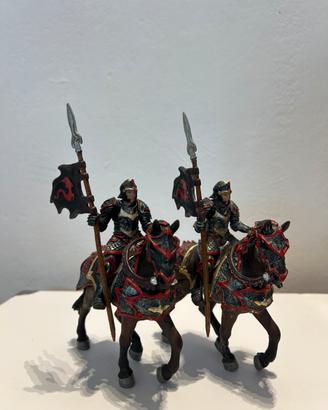 N.2 SCHLEICH FUORI PRODUZIONE