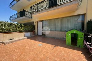 VILLA A SCHIERA A VILLARICCA