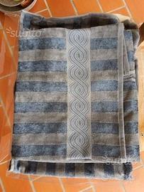 Asciugamani nuovi e salviette - presine