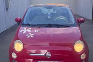 Fiat 500 rossa