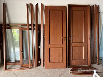 Porta da 70 in legno (2 disponibili, 1 dx  1 sx).