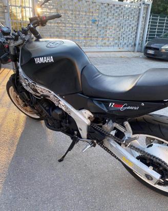 Yamaha FZR 1000cc