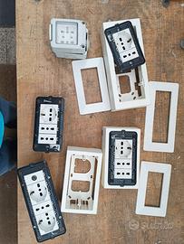 blocco di elementi Serie Elektrik Kalos