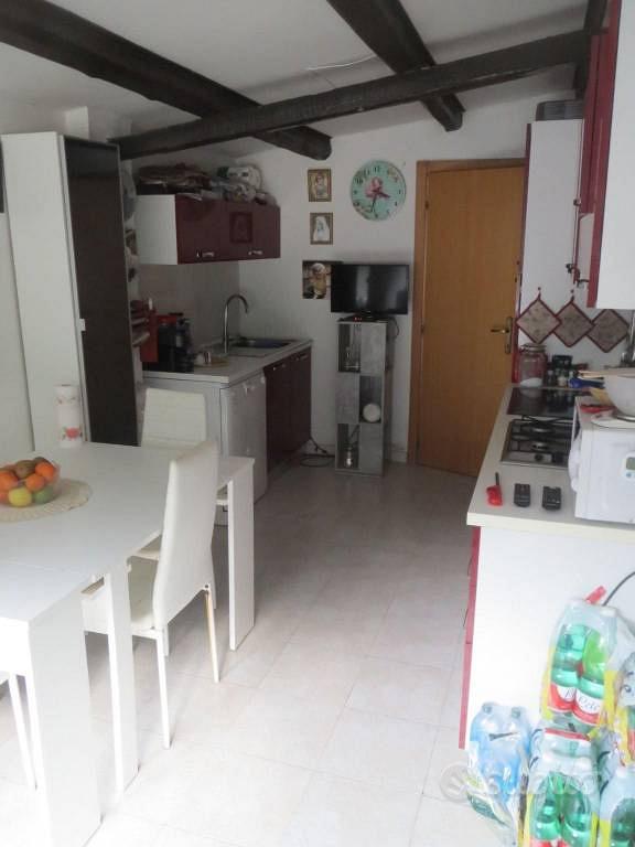 Rustico / Casale di 130 m² con 4 locali a Ancona - Vista 2