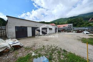 BRENTONICO - IN ZONA ARTIGIANALE... In ***esclusiv