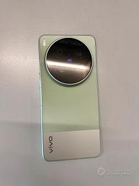 Vivo X300 ultra 