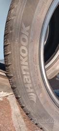 4 Pneumatici invernali Hankook