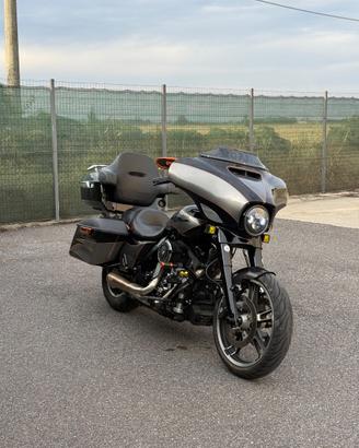 Harley Davidson Street Glide Special 103