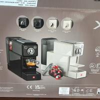 Macchinetta Illy caffè X caps X3 nero matte