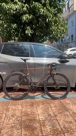 Bici da Corsa Aero KOZO Carbon – Shimano 105 DI2