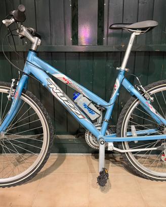 Bicicletta ragazza
