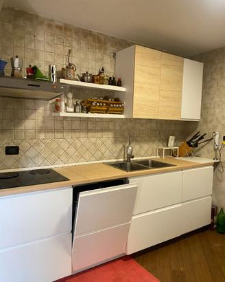 Cucina Ikea +lavastoviglie+forno+piano induzione