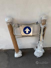 Coppia di tornelli a bandiera meccanici