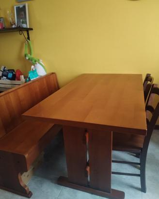 Tavolo con panca