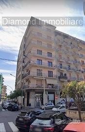 Appartamento con garage ad Acireale centro