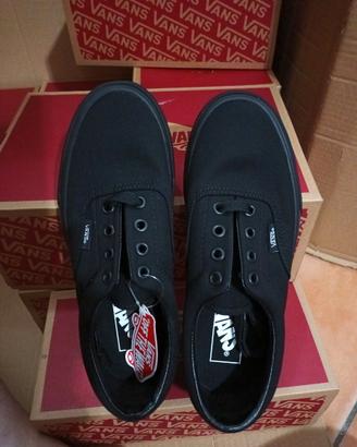Vans Maddie 36.5 cm 23 nuove, originali