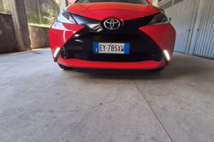 TOYOTA AYGO X PLAY RETROCAMERA NEO PATENTATI