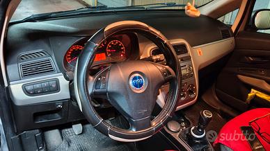 Grande Punto 1.4 16V Starjet GPL