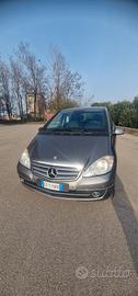 MERCEDES
Classe A 160 BlueE
