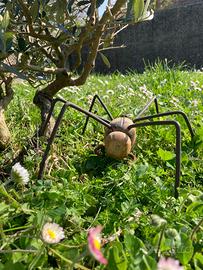 Ragno scultura artigianale in legno e rame