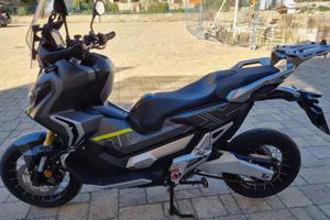 HONDA X-ADV 750 2018