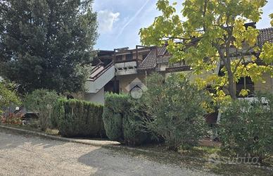 2 LOCALI A TORRE CAJETANI