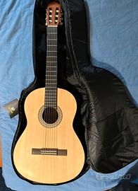 Chitarra classica yamaha