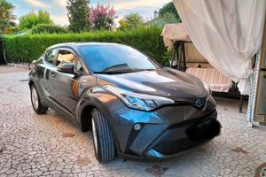 Toyota CHR 1.8 full ibrid
