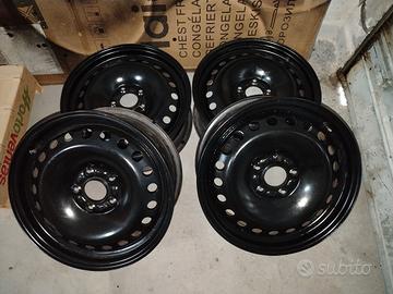cerchi in ferro attacco ford 5 fori