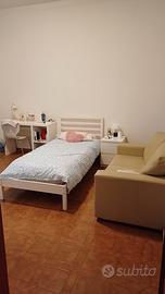 Stanza singola con aria condizionata e balcone