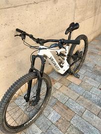 MTB specialized turbo levo batteria 700 w tel 3392