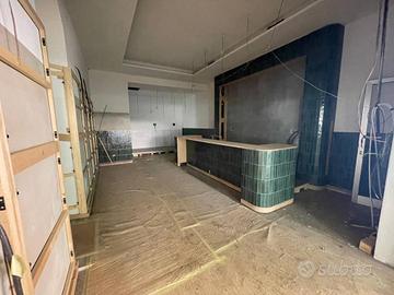 Immobile di 93 m² con 4 locali a Lecco