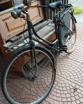 Graziella e bici vecchia