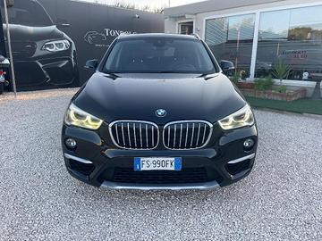 BMW - X1 - xDrive18d xLine