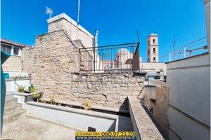 Casa d'epoca indipendente rifinita a Terlizzi