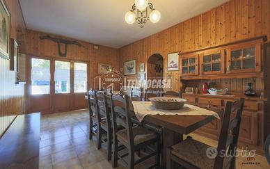 Soluzione Semi Indipendente con Ampio Giardino