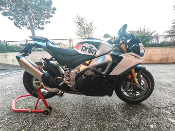 Aprilia Tuono V4 1100 Factory