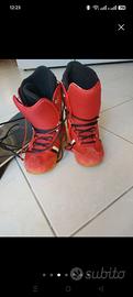 Snowboard boots