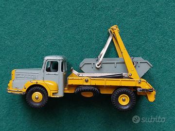 DINKY SUPERTOYS Multibenne Unic 38A