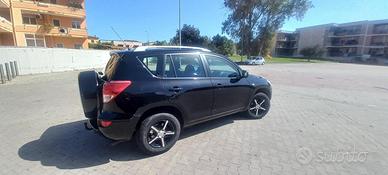 Toyota RAV4 gancio traino e carrello appendice 